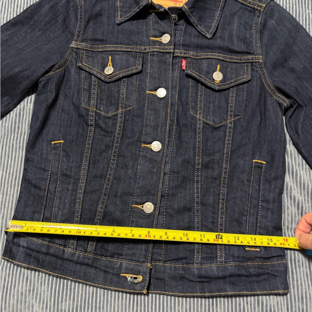 Levi’s Jean jacket - Picture 4 of 7